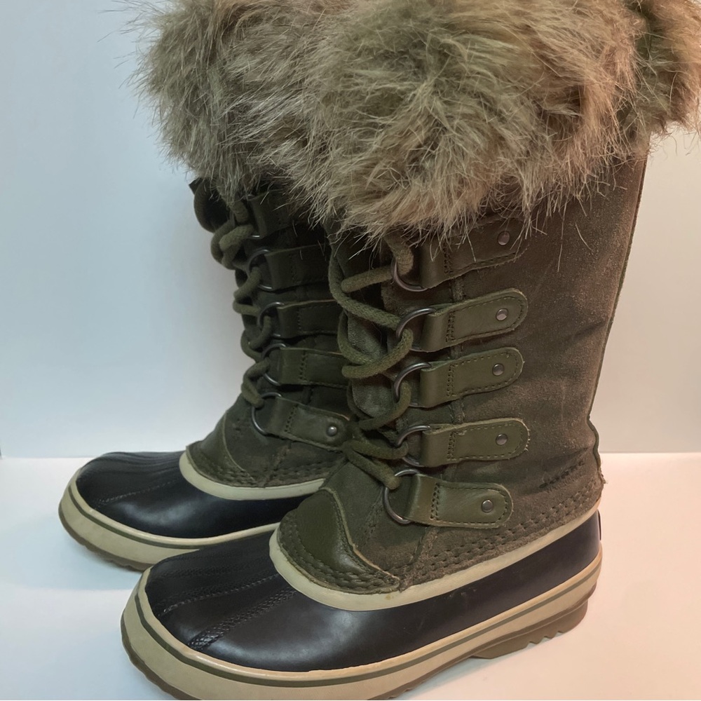 Sorel Boots Womens 6 Olive
Winter Snow JOAN OF ARCTIC
Faux Fur Suede Rubber - Picture 2 of 8